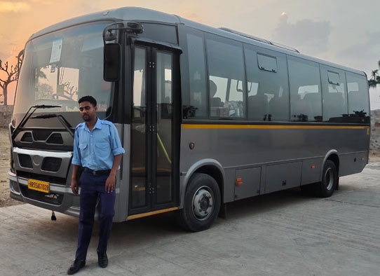 16 seater marcopolo imported mini coach with washroom hire in delhi gurgaon